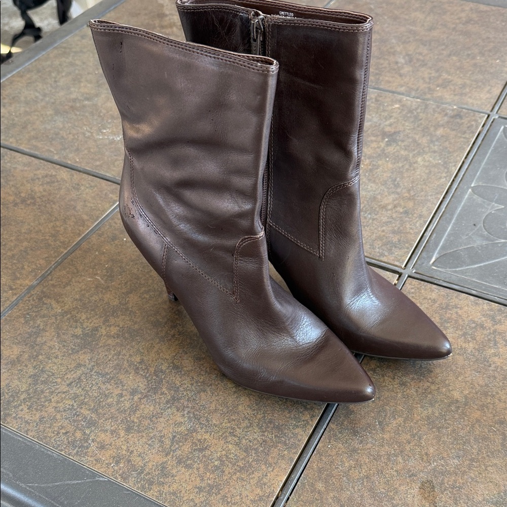 Elegant Brown Leather Women's Boots